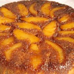 Upside-down cake with caramelized pears