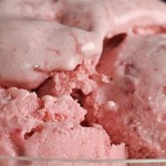 Εύκολο παγωτό φράουλα