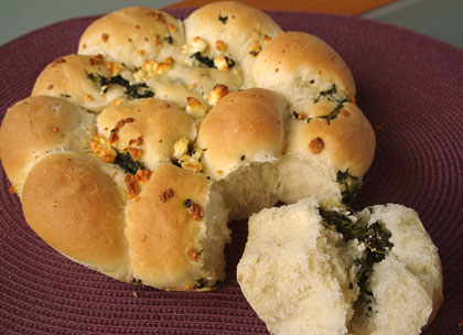 Bread stuffed with spinach and feta cheese