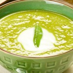 Velouté soup with peas