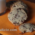 Cookies with chocolate and almonds