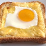 Αυγά με τυρί σε τοστ